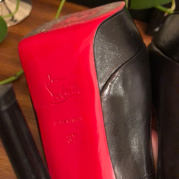 Black Christian Louboutin platform heels - Picture 6 of 8